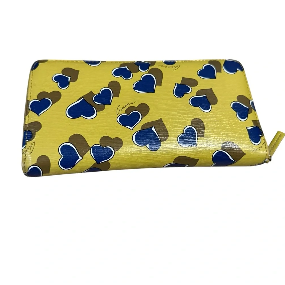 Like New Gucci Yellow/Green Wallet with Blue Hearts 7.5” x 4” Includes COA